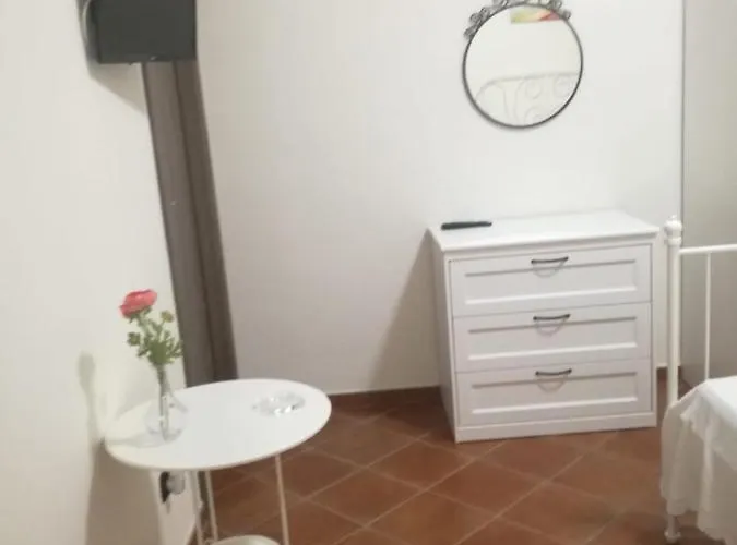 Emma Couette-café 3*