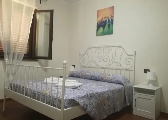 Emma Couette-café 3*